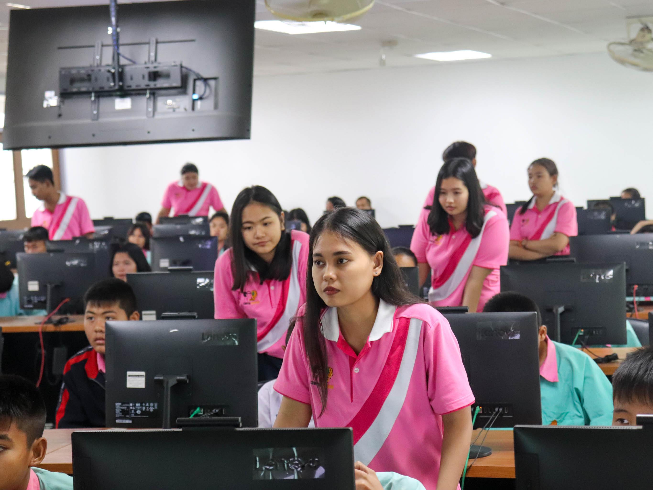 16.  โครงการบูรณาการจัดการเรียนการสอน โปรแกรมวิชาคอมพิวเตอร์ | 4 มี.ค 2563