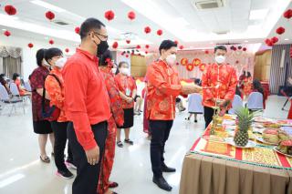 43. วันที่ 9 กุมภาพันธ์ 2565 ที่หอประชุมครุร่มสัก 1 มหาวิทยาลัยราชภัฏกำแพงเพชร ผู้ช่วยศาสตราจารย์ ดร.ไตรรงค์ เปลี่ยนแสง รองคณบดีคณะครุศาสตร์ ฝ่ายกิจการนักศึกษาและศิลปวัฒนธรรม เป็นประธานเปิดโครงการตรุษจีน ของนักศึกษาโปรแกรมวิชาภาษาจีน คณะครุศาสตร์