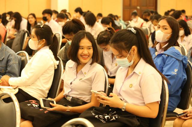 3. วันที่ 26 ตุลาคม 2565 ฝ่ายฝึกประสบการณ์วิชาชีพครู คณะครุศาสตร์ จัดกิจกรรมการปฐมนิเทศนักศึกษาก่อนออกฝึกประสบการณ์วิชาชีพครู ชั้นปีที่ 4 - 5