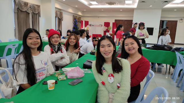 4. กิจกรรมวันคริสต์มาสและแข่งขันทักษะทางวิชาการ