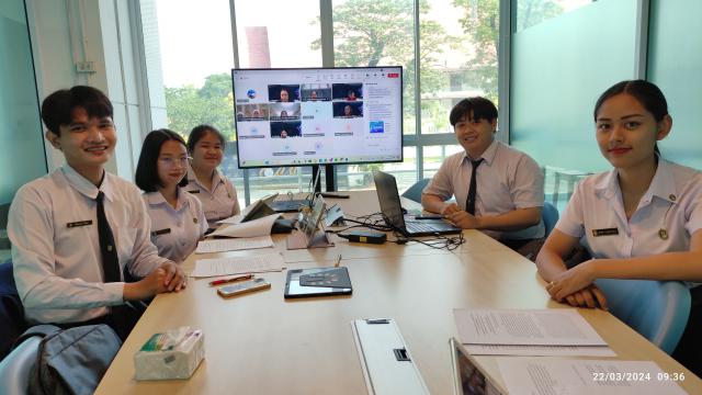 3. นักศึกษานำเสนองานวิจัย