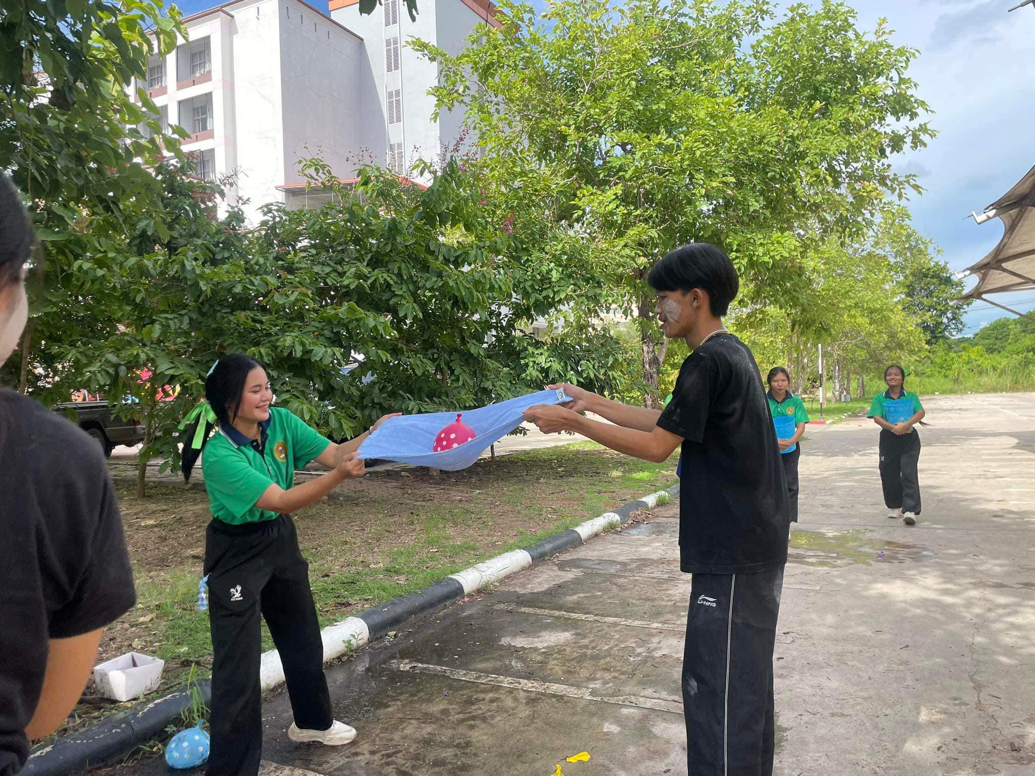 2. กิจกรรมสานสัมพันธ์น้องพี่ปฐมวัย (ฐานเรียนรู้ Active Learning จำนวน 10 ฐาน)