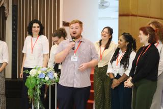 90. ENGLISH CULTURAL EXCHANGE CAMP