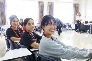 17. Day 3 English Cultural Exchange Camp
