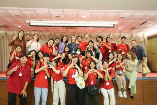 42. Day 5 English Cultural Exchange Camp