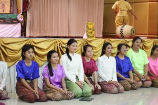 37. การแสดงพื้นบ้านของนักศึกษาภาษาไทย