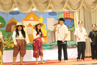 51. การแสดงพื้นบ้านของนักศึกษาภาษาไทย