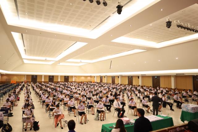 2. กิจกรรมปฐมนิเทศพัฒนาทักษะด้านภาษาอังกฤษ สำหรับนักศึกษาครู