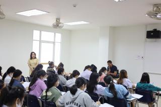 7. Day 2 โครงการพัฒนาทักษะด้านภาษาอังกฤษ สำหรับนักศึกษาครู