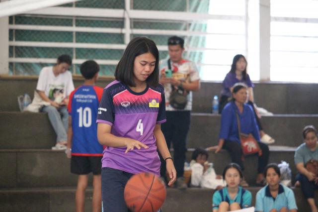 4. บรรยากาศการสอบสัมภาษณ์นักศึกษา หลักสูตรครุศาสตรบัณฑิต รอบ2