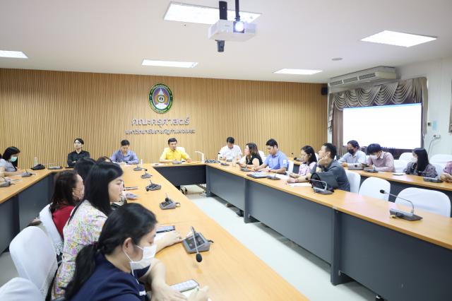 4. ประชุมคณาจารย์เพื่อเตรียมการจัดงานปัจฉิมนักศึกษาครุศาสตรบัณฑิต