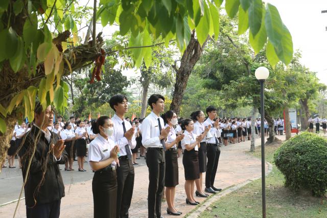 2. พิธีมอบใบประกาศนียบัตร และปัจฉิมนิเทศ นักศึกษาหลักสูตรครุศาสตรบัณฑิต ประจำปีการศึกษา 2566