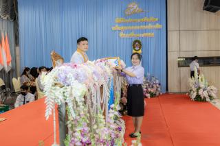 107. พิธีมอบใบประกาศนียบัตร ประจำปีการศึกษา 2566 และพิธีมอบเกียรติบัตรคณาจารย์ บุคลากร  และนักศึกษาที่มีความโดดเด่นในการสร้างผลงานและชื่อเสียงให้กับคณะครุศาสตร์