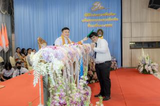 377. พิธีมอบใบประกาศนียบัตร ประจำปีการศึกษา 2566 และพิธีมอบเกียรติบัตรคณาจารย์ บุคลากร  และนักศึกษาที่มีความโดดเด่นในการสร้างผลงานและชื่อเสียงให้กับคณะครุศาสตร์