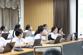 33. โครงการพัฒนาทักษะทางด้านดิจิทัลและทักษะทางเทคโนโลยีสำหรับนักศึกษาครูภาษาจีน