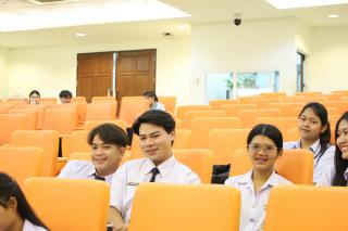 6. ติวสอบวิชาเอกสำหรับนักศึกษาโปรแกรมวิชาภาษาไทย