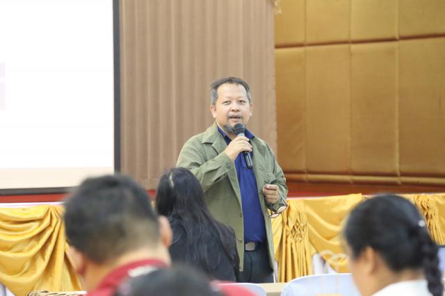 1. กิจกรรมอบรมเชิงปฏิบัติการการออกแบบนวัตกรรมสู่การวิจัยในชั้นเรียน