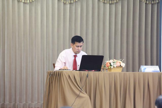3. กิจกรรมอบรมเชิงปฏิบัติการการออกแบบนวัตกรรมสู่การวิจัยในชั้นเรียน