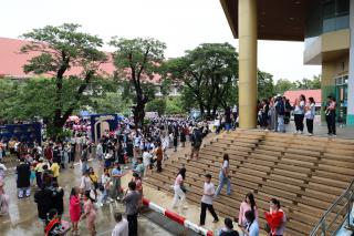 189. บรรยากาศการฝึกซ้อมพิธีพระราชทานปริญญาบัตร ประจำปีการศึกษา 2564-2565 ณ มหาวิทยาลัยราชภัฏกำแพงเพชร