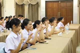 76. กิจกรรมทำความร่วมมือ MOU  และประชุมเชิงปฏิบัติการยกระดับการจัดการเรียนรู้โรงเรียนเครือข่ายขนาดเล็ก ประจำปีงบประมาณ 2568