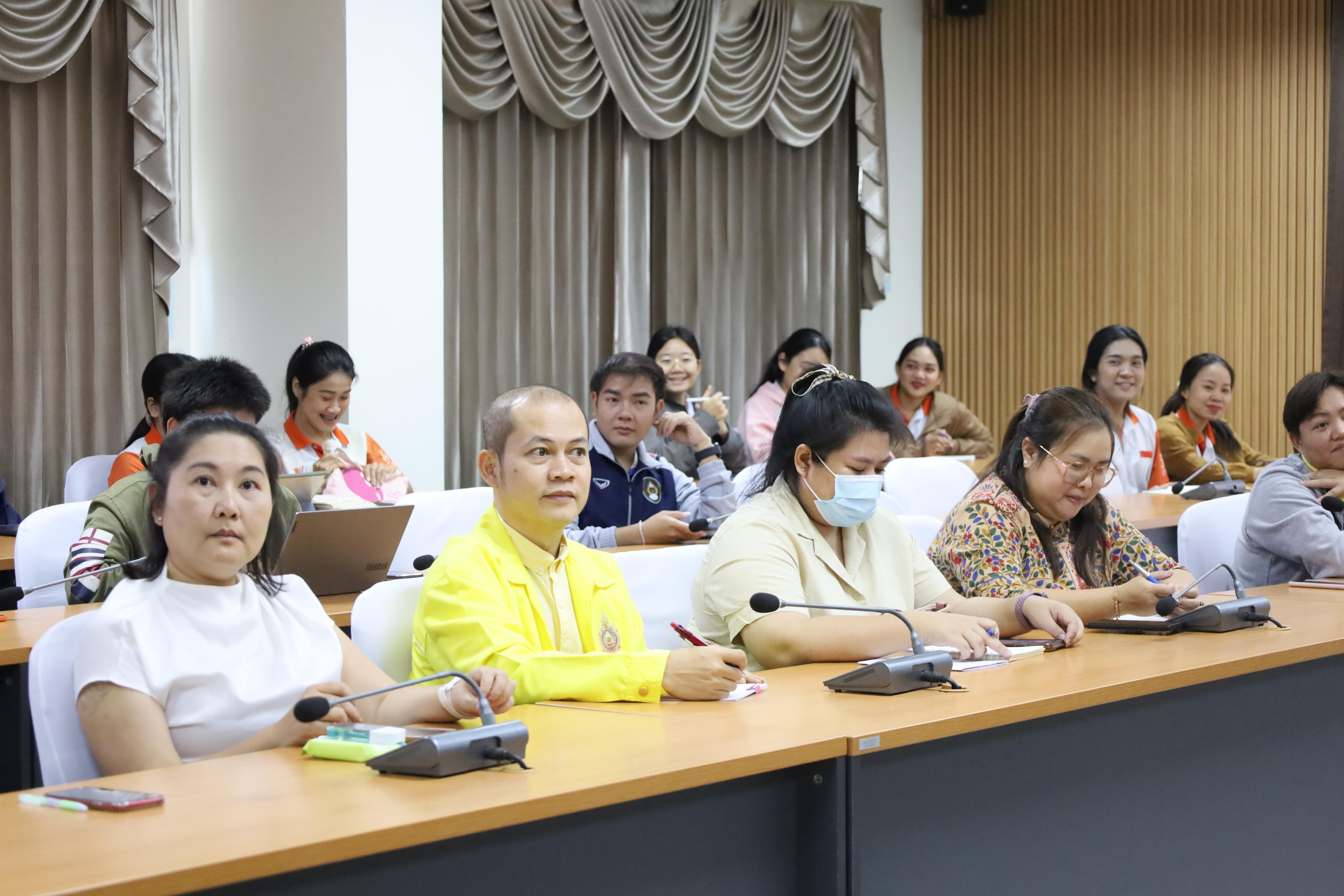 4. ประชุมเตรียมความพร้อมการจัดค่ายจิตอาสาครุศาสตร์สัมพันธ์ 8 มหาวิทยาลัยราชภัฏภาคเหนือ ครั้งที่ 9