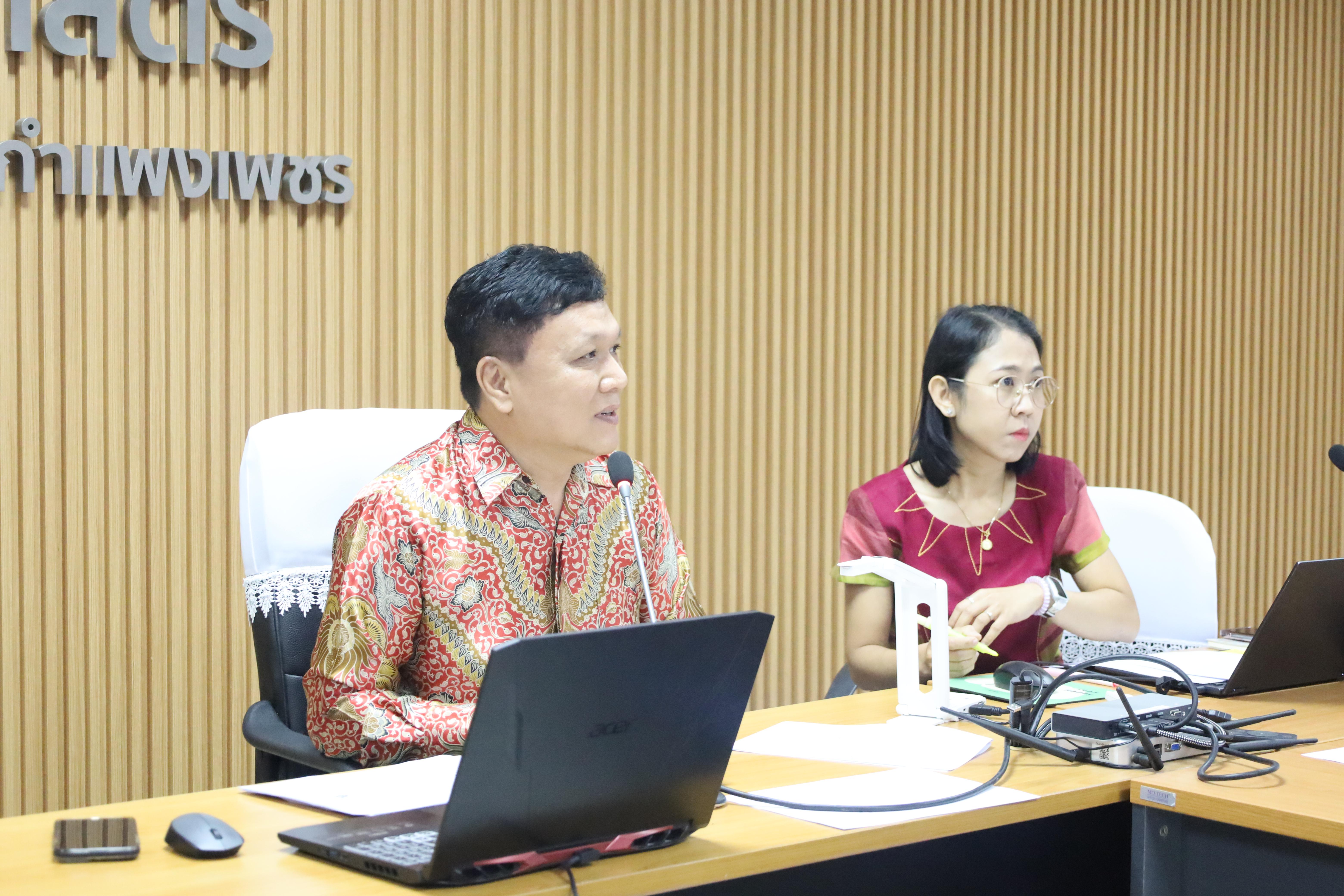 3. การประชุมการปรับแก้หลักสูตรตามข้อเสนอแนะของ สป.อว. และแนวทางการพัฒนาอาจารย์ที่ไม่มีวุฒิทางการศึกษา