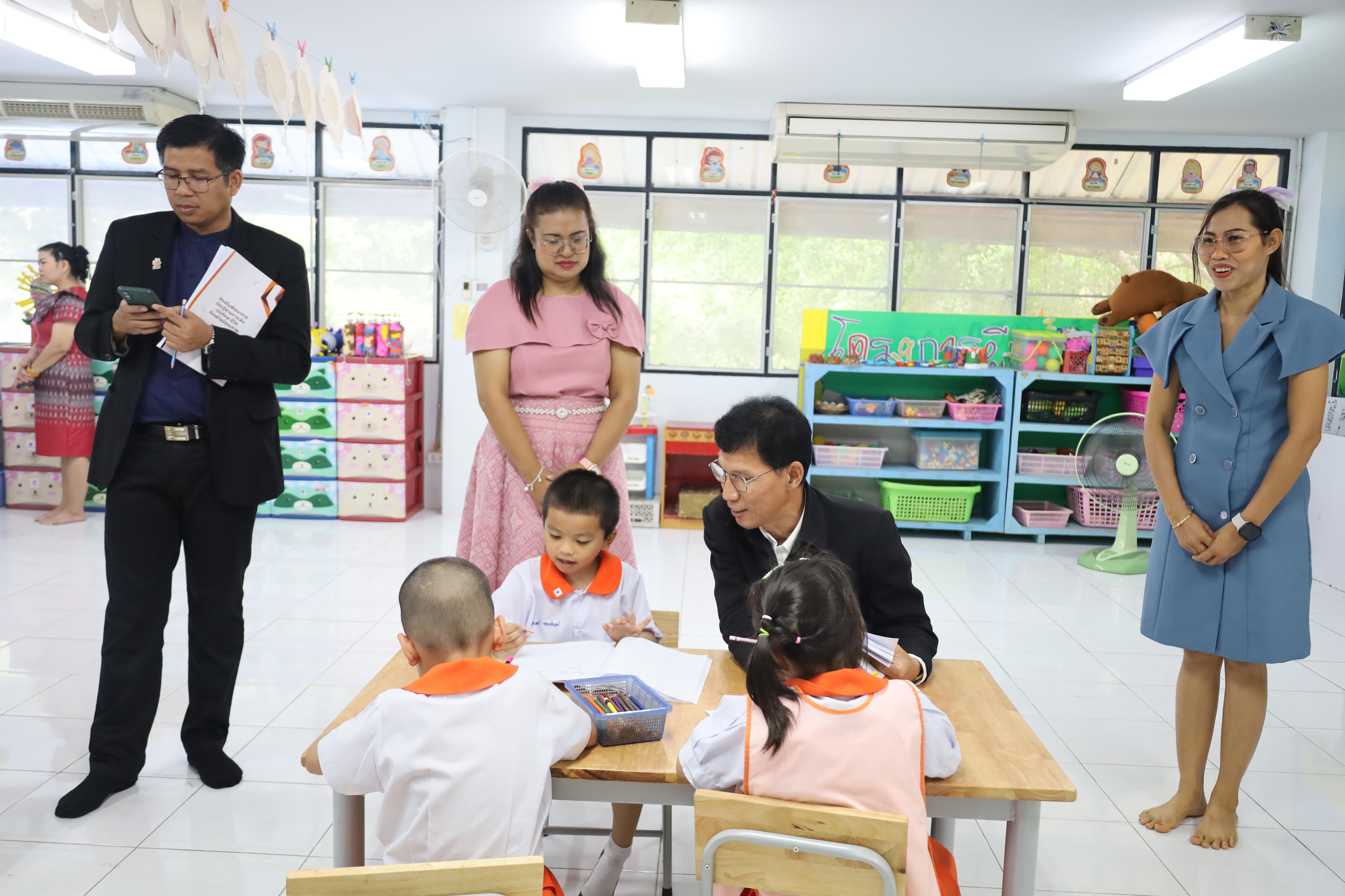 151. การตรวจประเมินคุณภาพการศึกษาโรงเรียนอนุบาลราชภัฏกำแพงเพชร