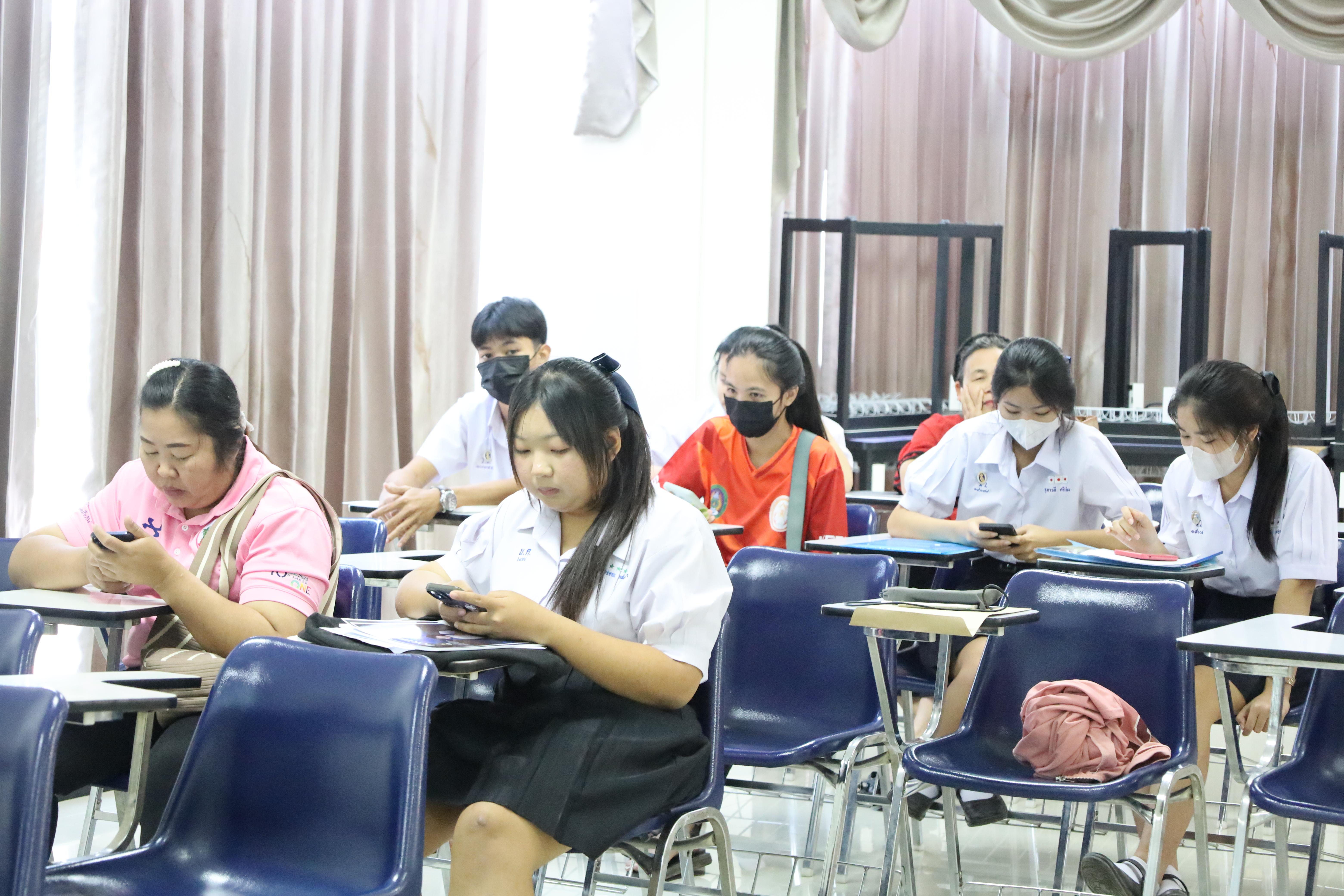 66. บรรยากาศการสอบสัมภาษณ์นักศึกษารอบ 2