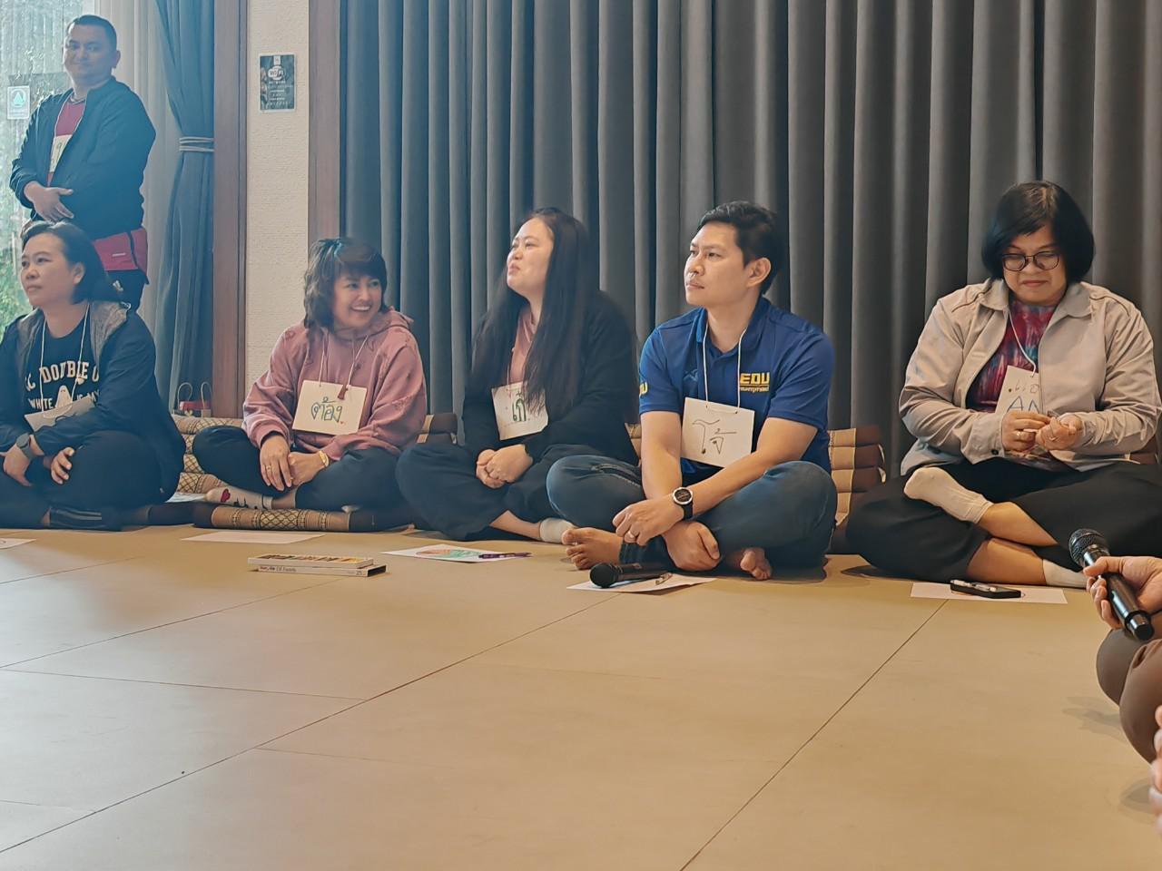 2. โครงการหยั่งรากจิตตปัญญาสู่สังคมแห่งความสุข