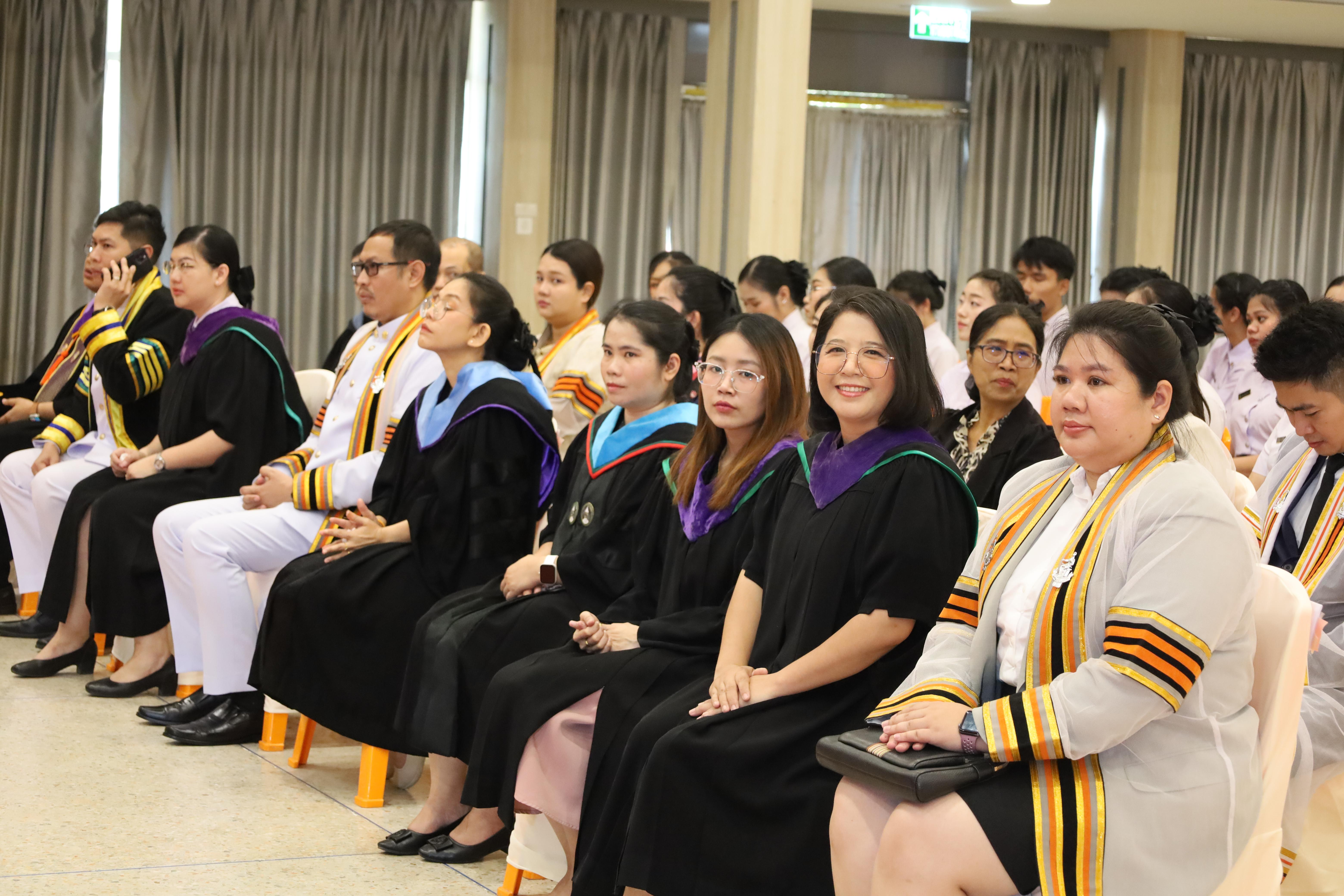 102. งานปัจฉิมนิเทศนักศึกษาหลักสูตรครุศาสตรบัณฑิต