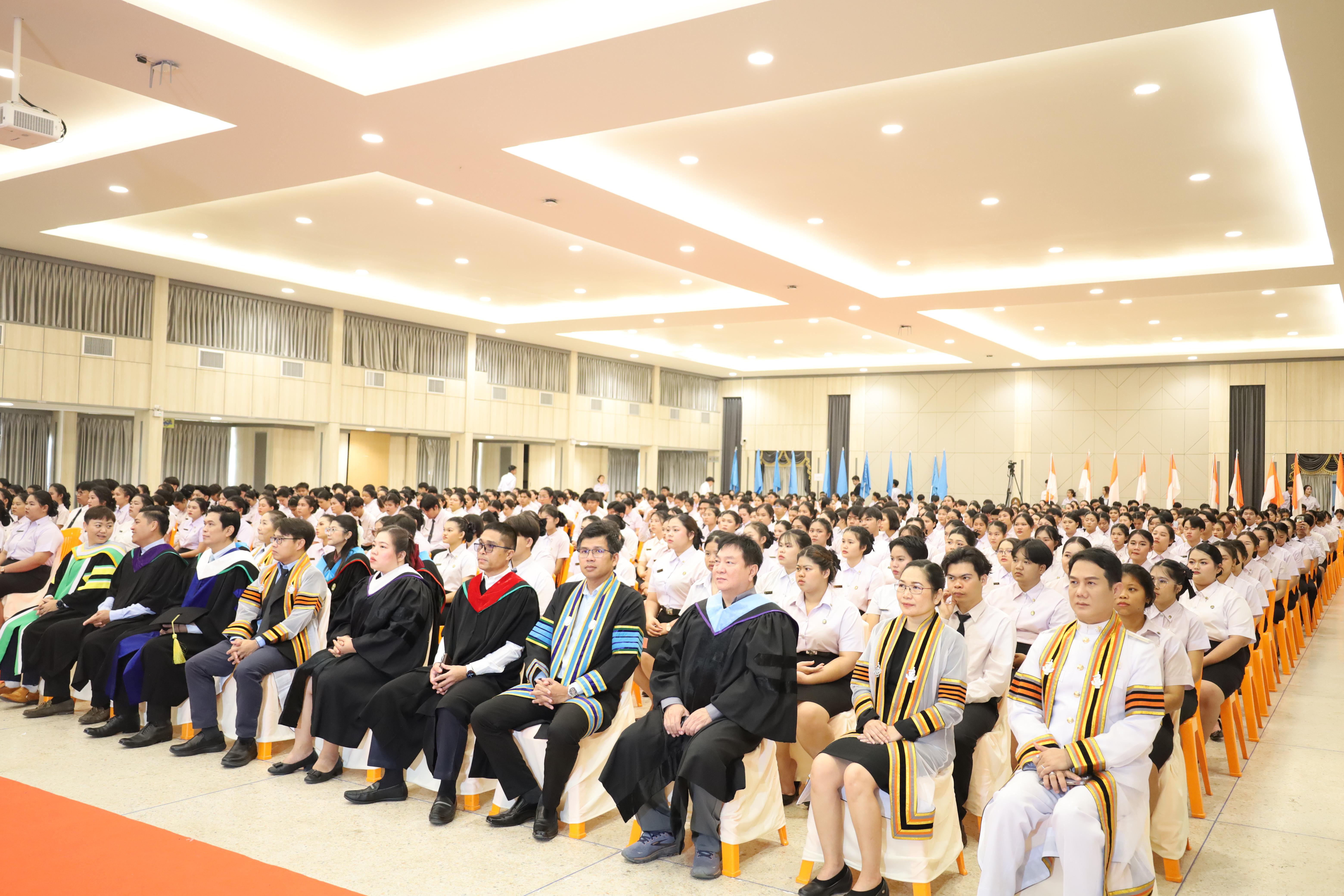 117. งานปัจฉิมนิเทศนักศึกษาหลักสูตรครุศาสตรบัณฑิต
