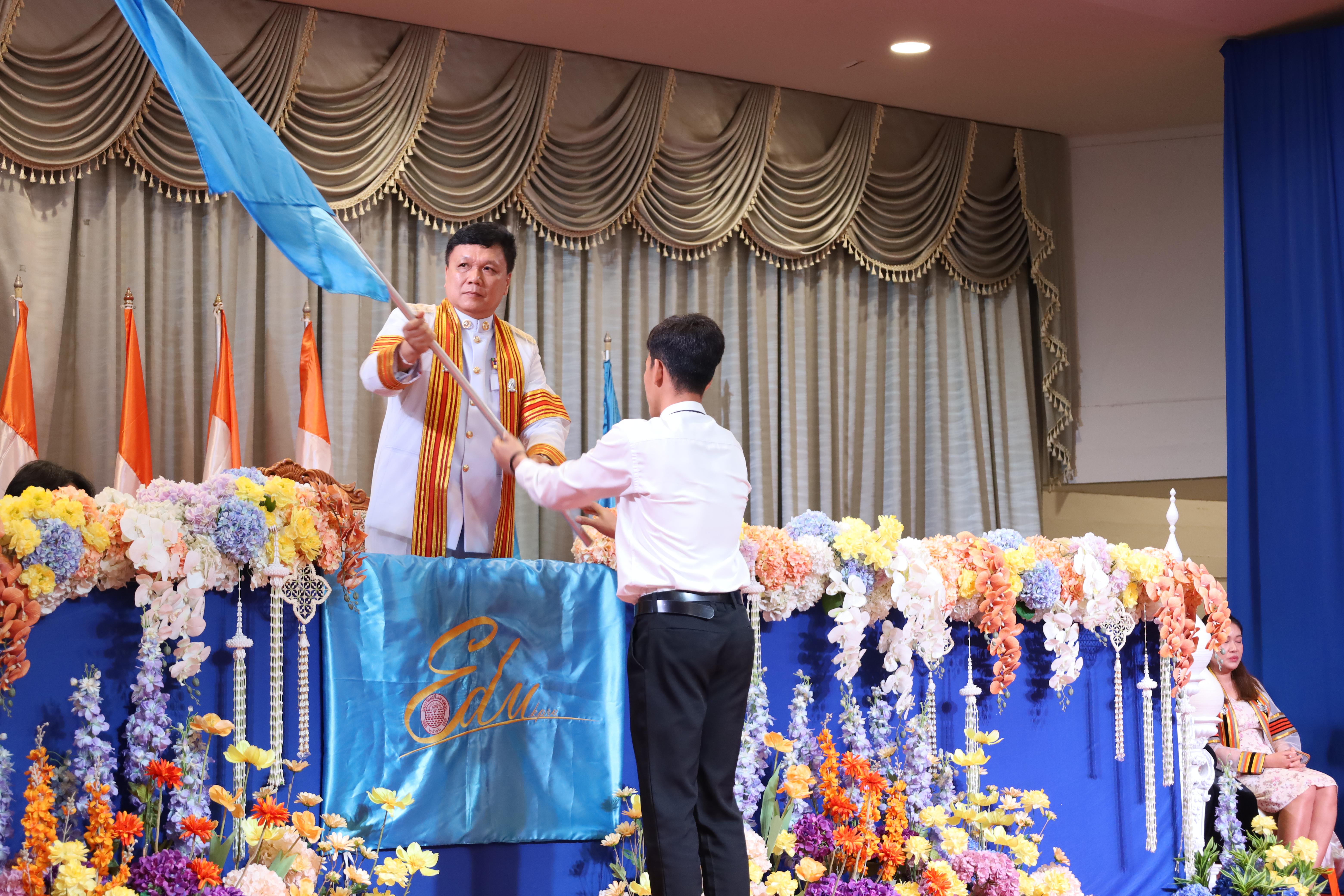 173. งานปัจฉิมนิเทศนักศึกษาหลักสูตรครุศาสตรบัณฑิต