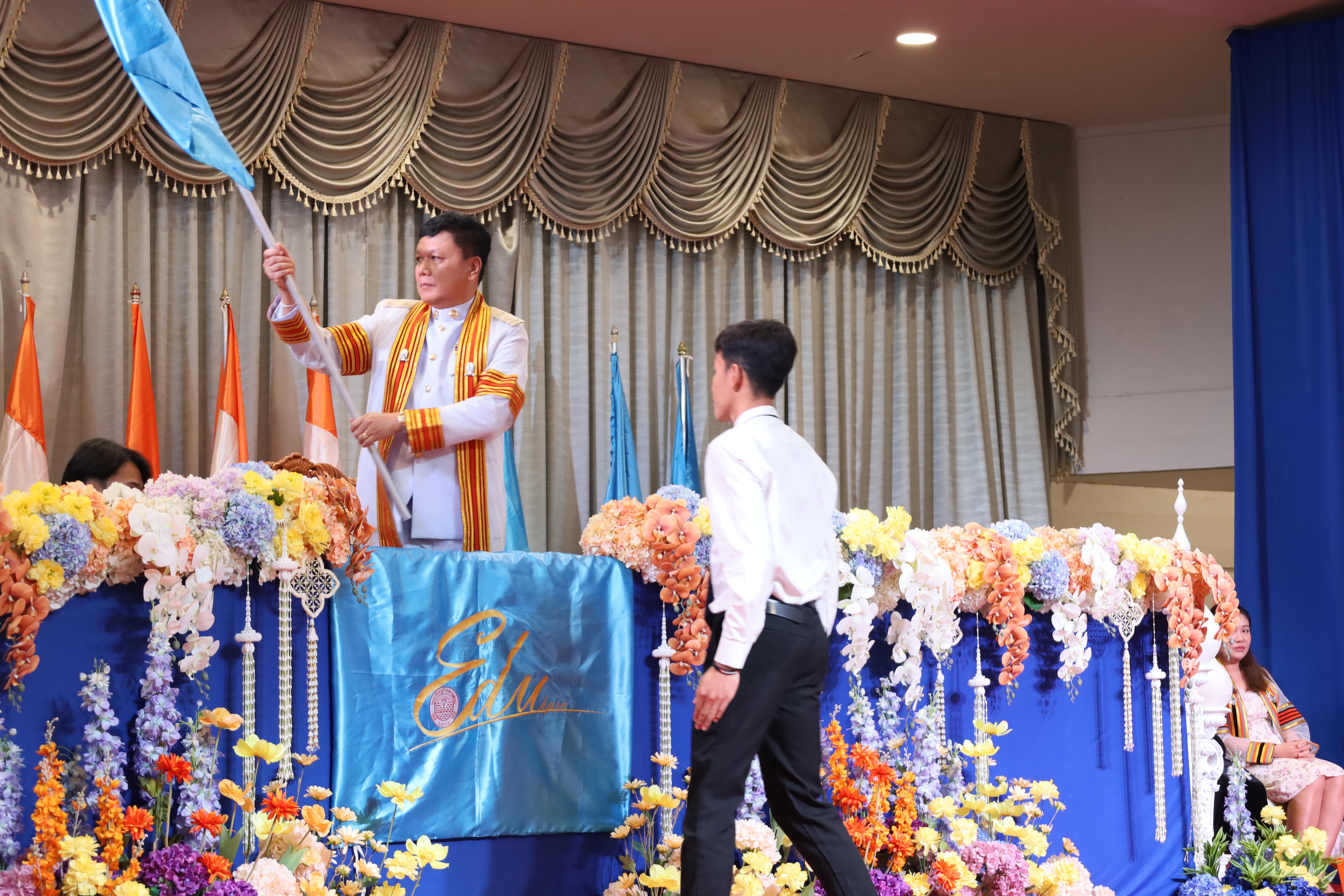 175. งานปัจฉิมนิเทศนักศึกษาหลักสูตรครุศาสตรบัณฑิต