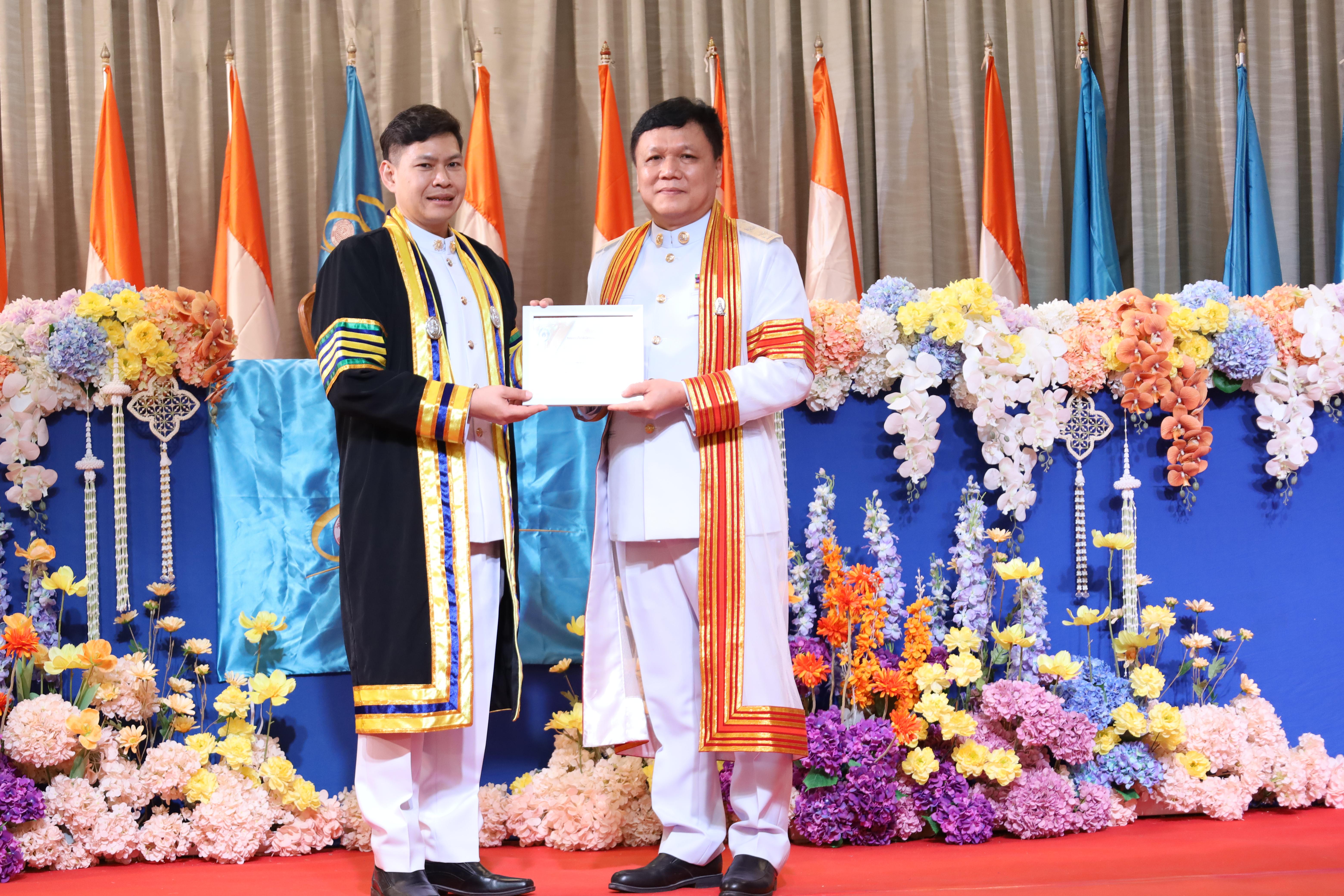 227. งานปัจฉิมนิเทศนักศึกษาหลักสูตรครุศาสตรบัณฑิต