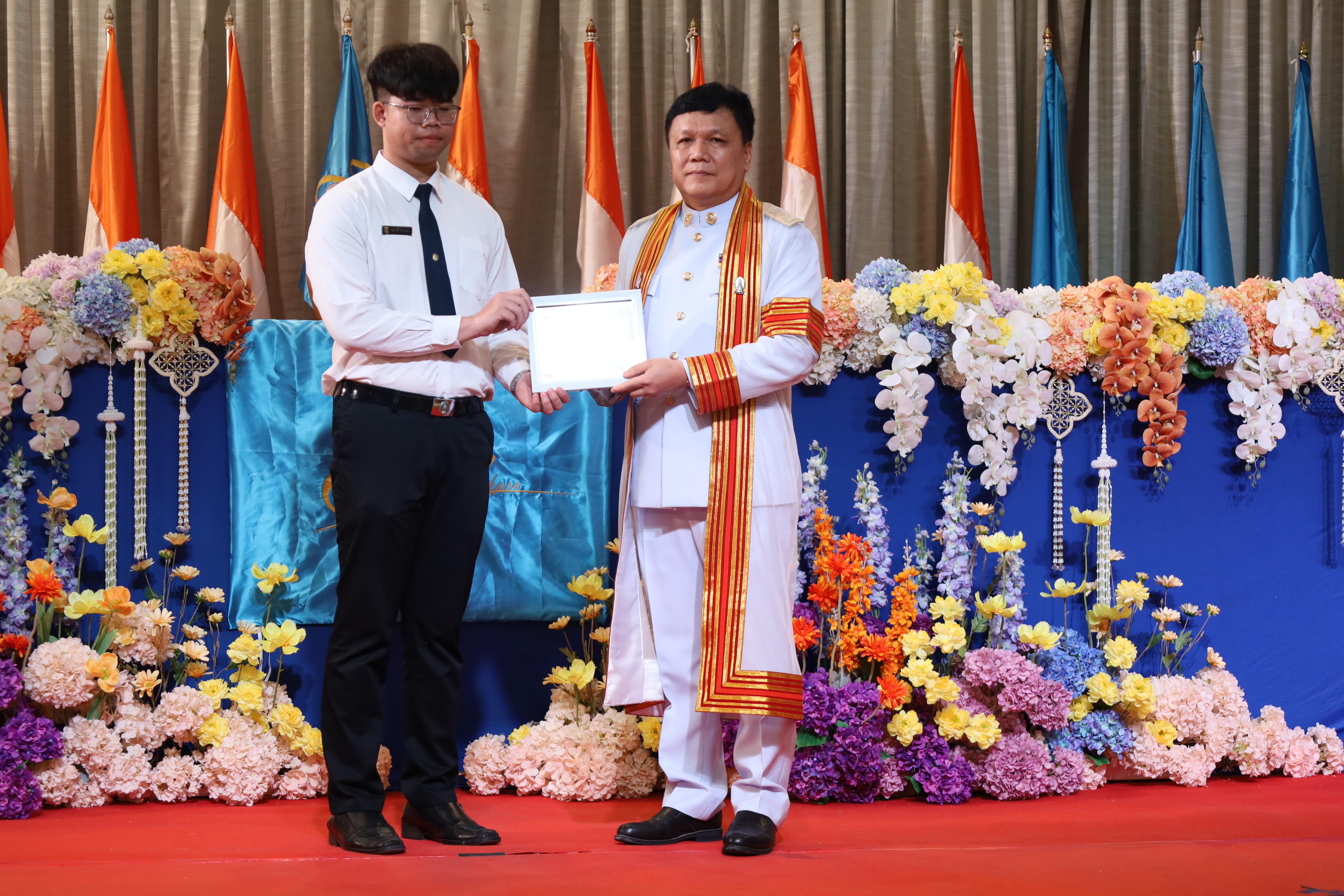 265. งานปัจฉิมนิเทศนักศึกษาหลักสูตรครุศาสตรบัณฑิต