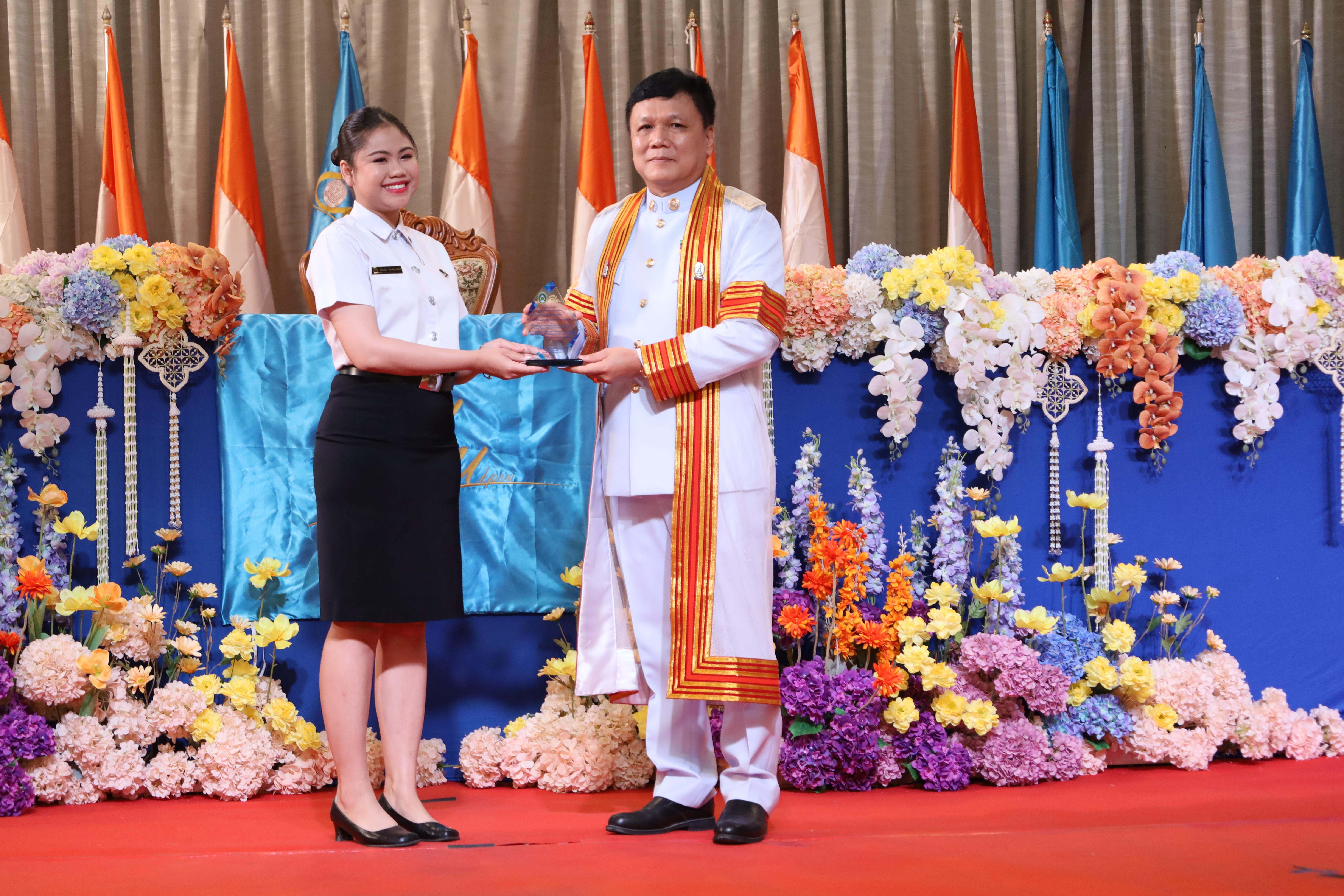 308. งานปัจฉิมนิเทศนักศึกษาหลักสูตรครุศาสตรบัณฑิต