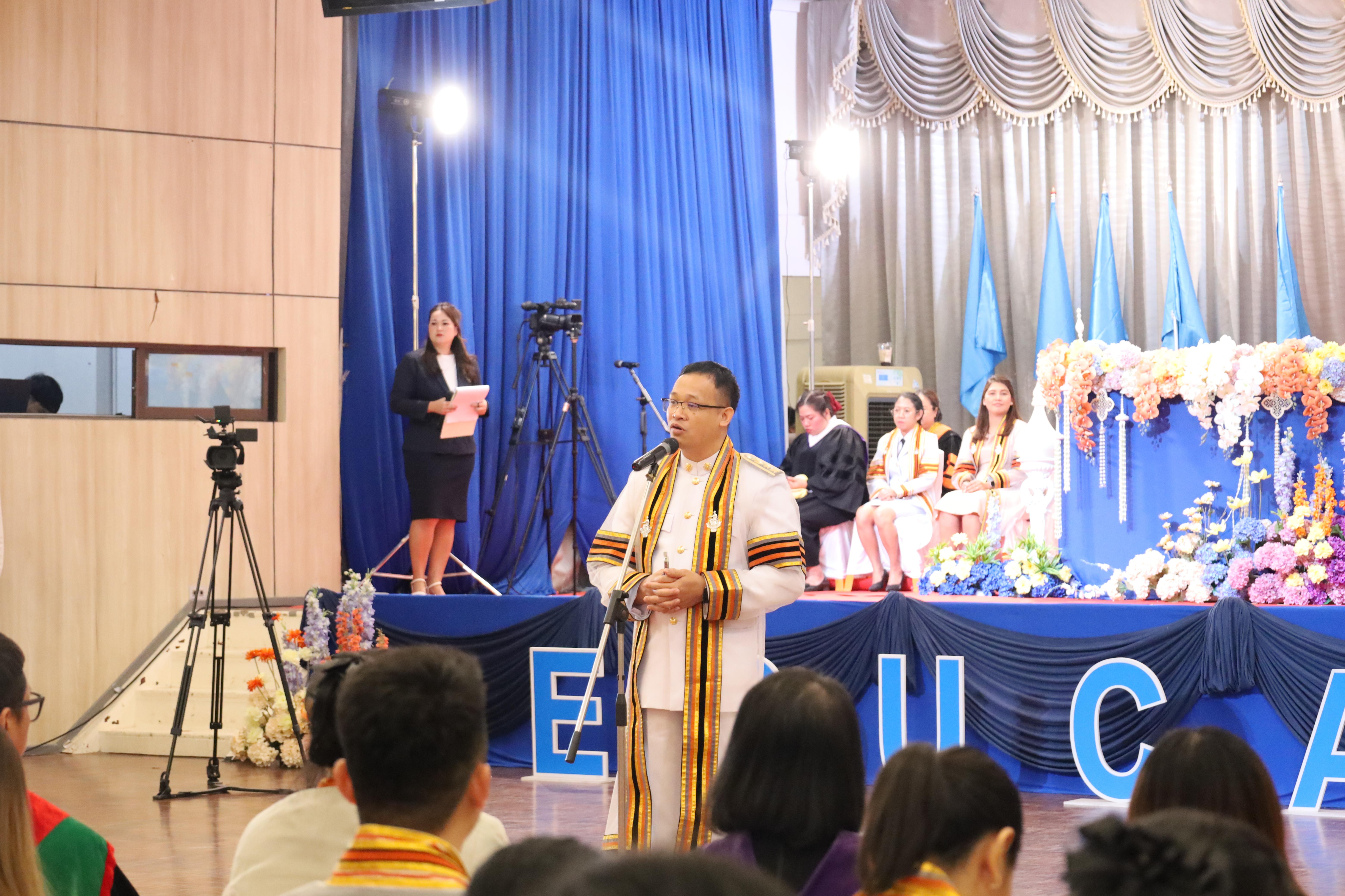 2041. งานปัจฉิมนิเทศนักศึกษาหลักสูตรครุศาสตรบัณฑิต