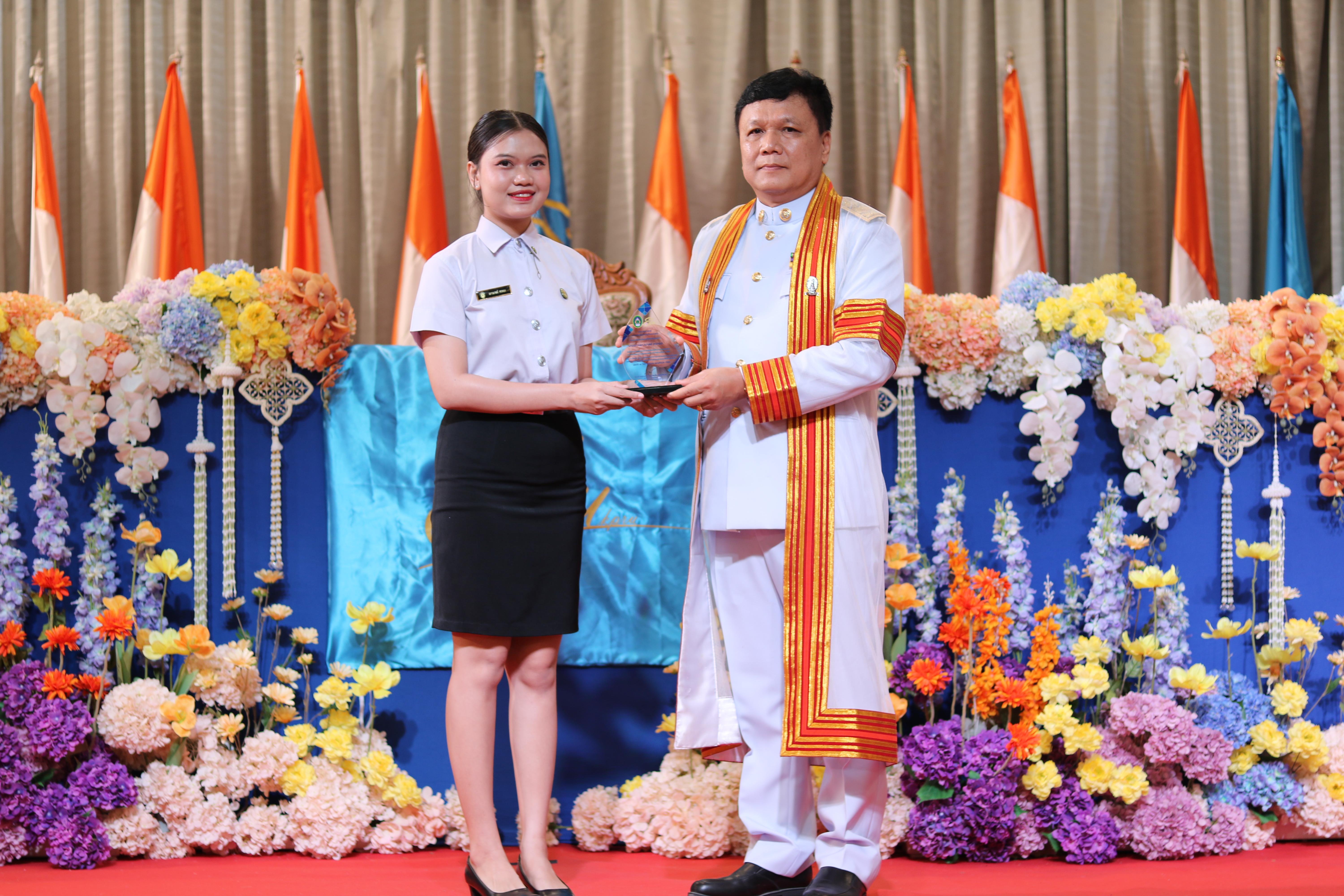 297. งานปัจฉิมนิเทศนักศึกษาหลักสูตรครุศาสตรบัณฑิต อัลบั้ม2