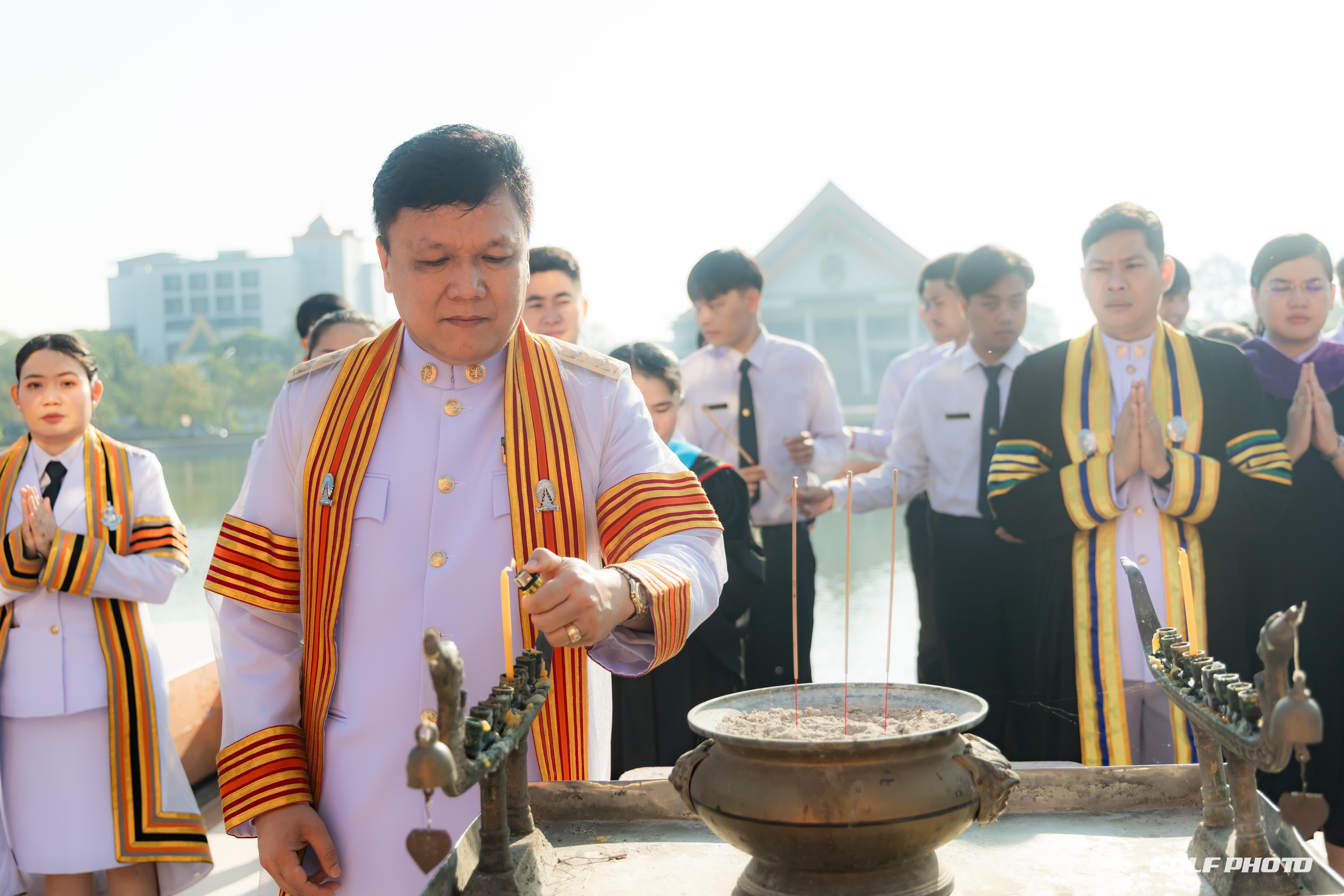 6. ประมวลภาพพิธีปัจฉิมนิเทศนักศึกษาหลักสูตรครุศาสตรบัณฑิต