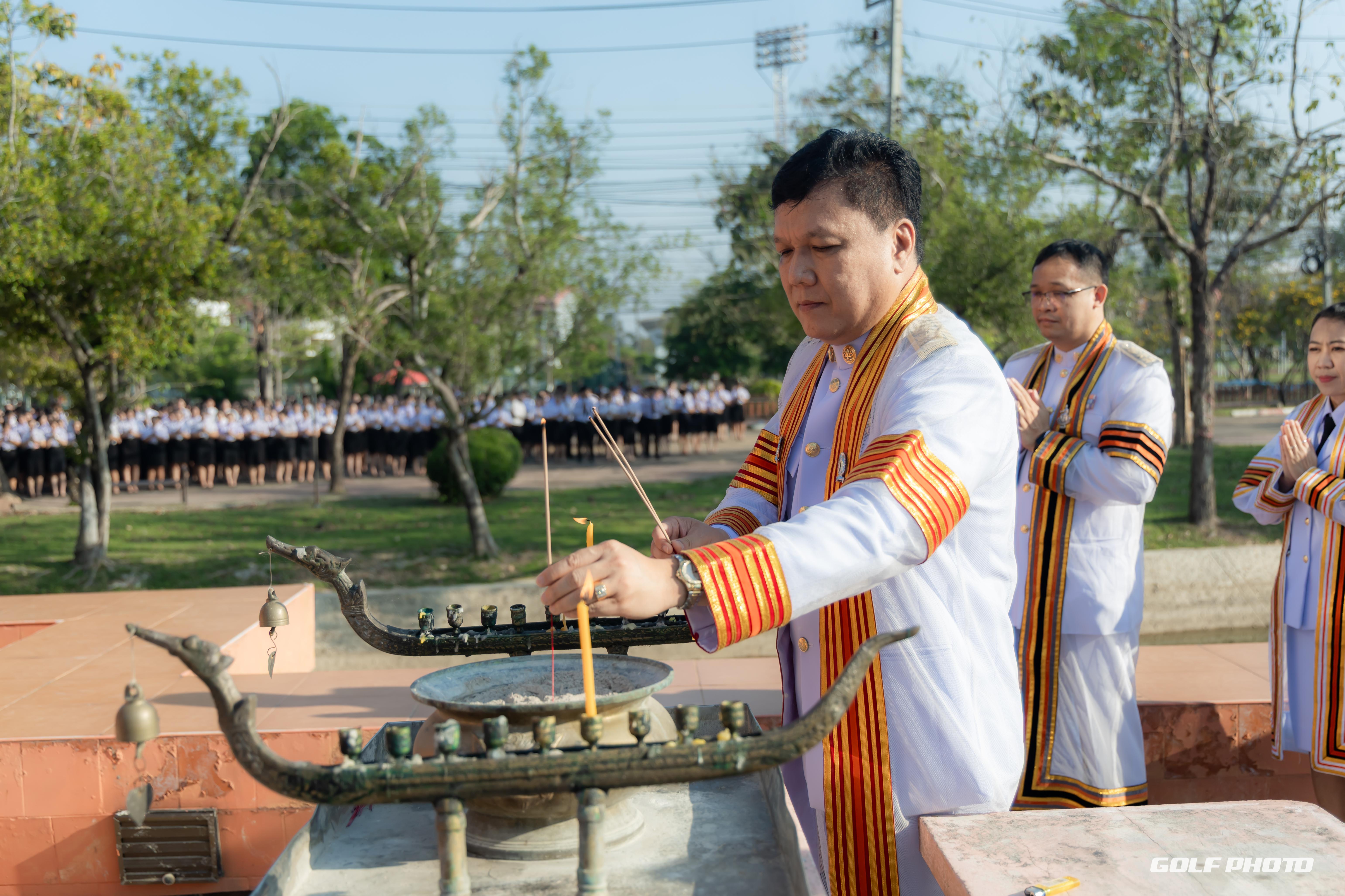 10. ประมวลภาพพิธีปัจฉิมนิเทศนักศึกษาหลักสูตรครุศาสตรบัณฑิต