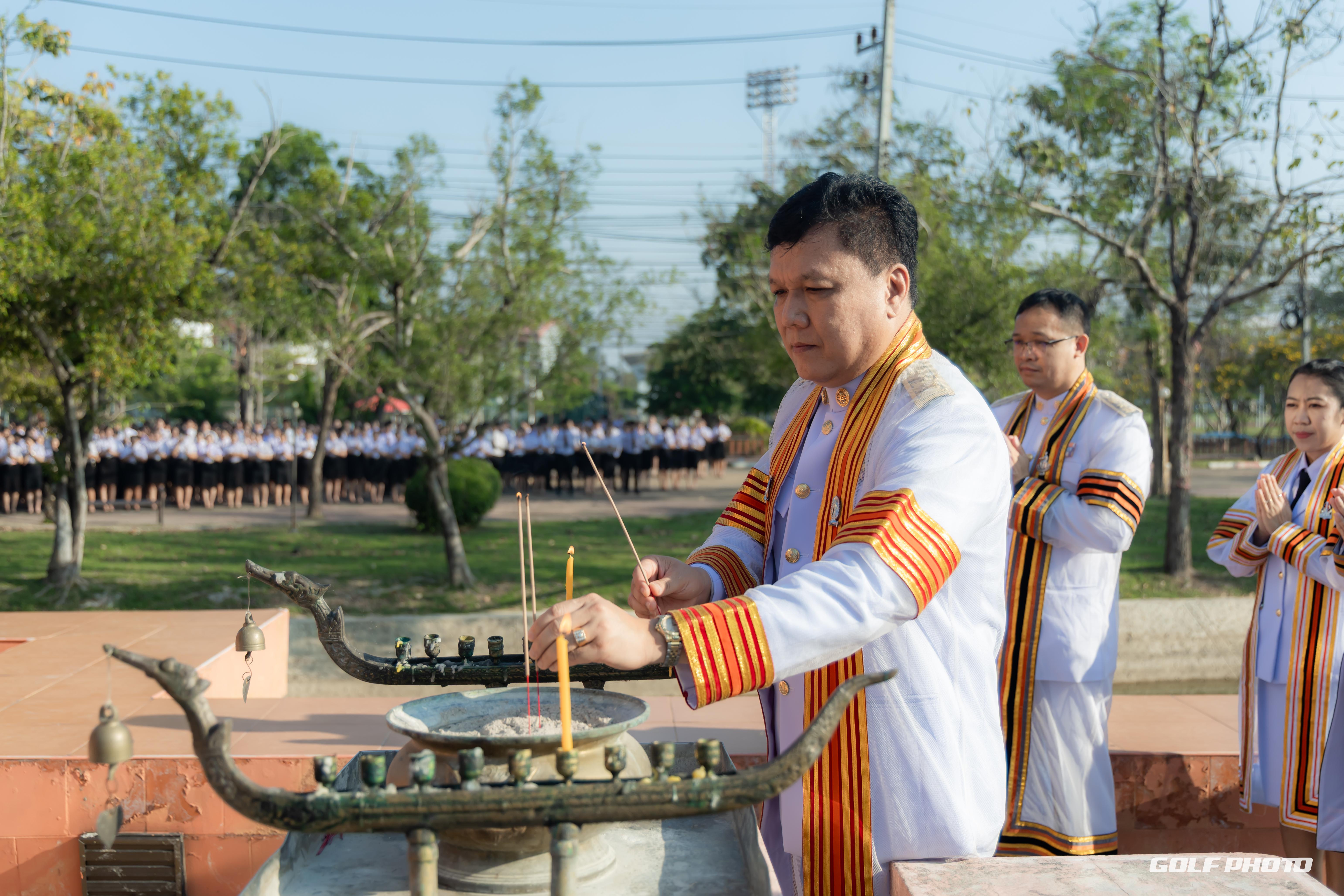 11. ประมวลภาพพิธีปัจฉิมนิเทศนักศึกษาหลักสูตรครุศาสตรบัณฑิต