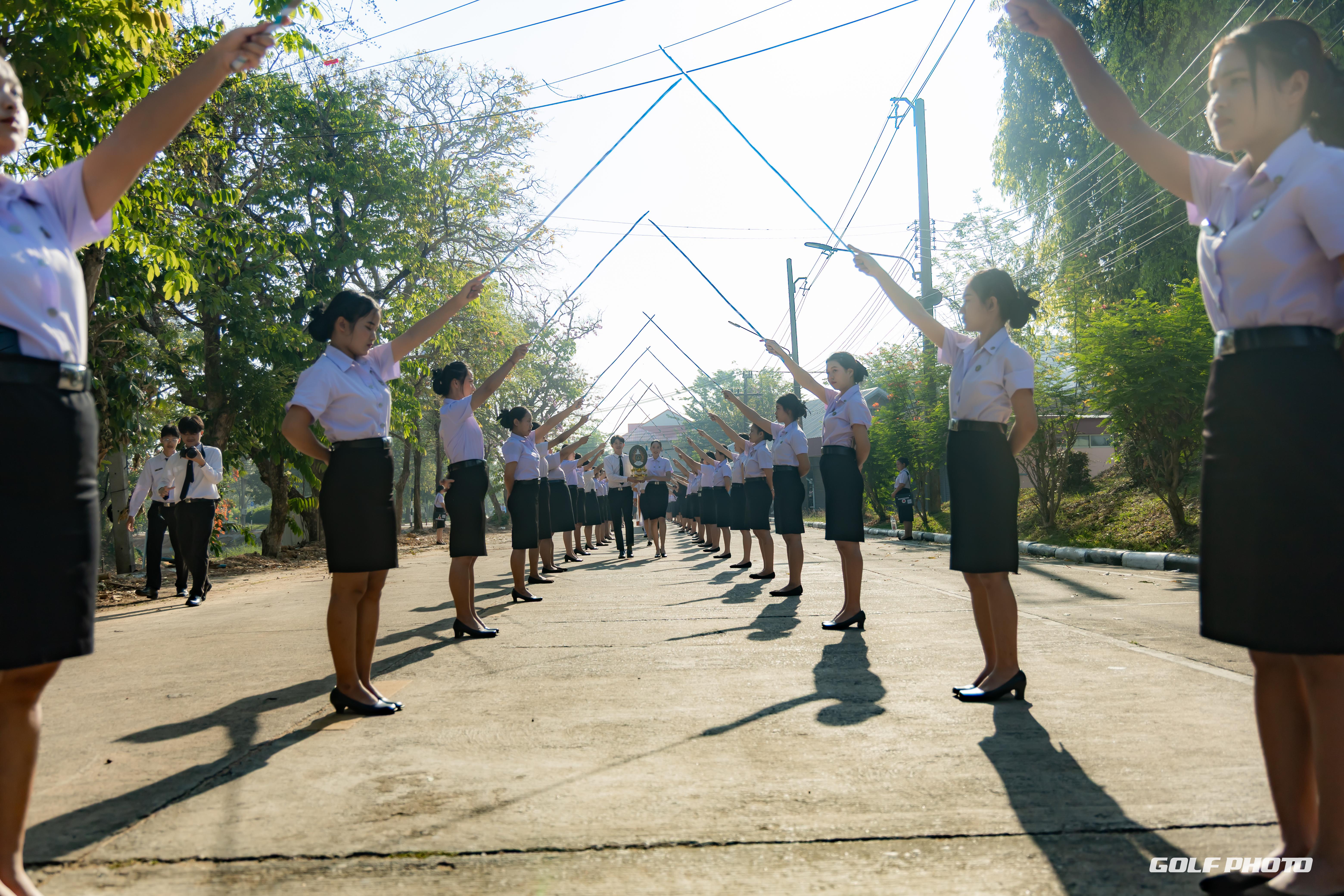 56. ประมวลภาพพิธีปัจฉิมนิเทศนักศึกษาหลักสูตรครุศาสตรบัณฑิต