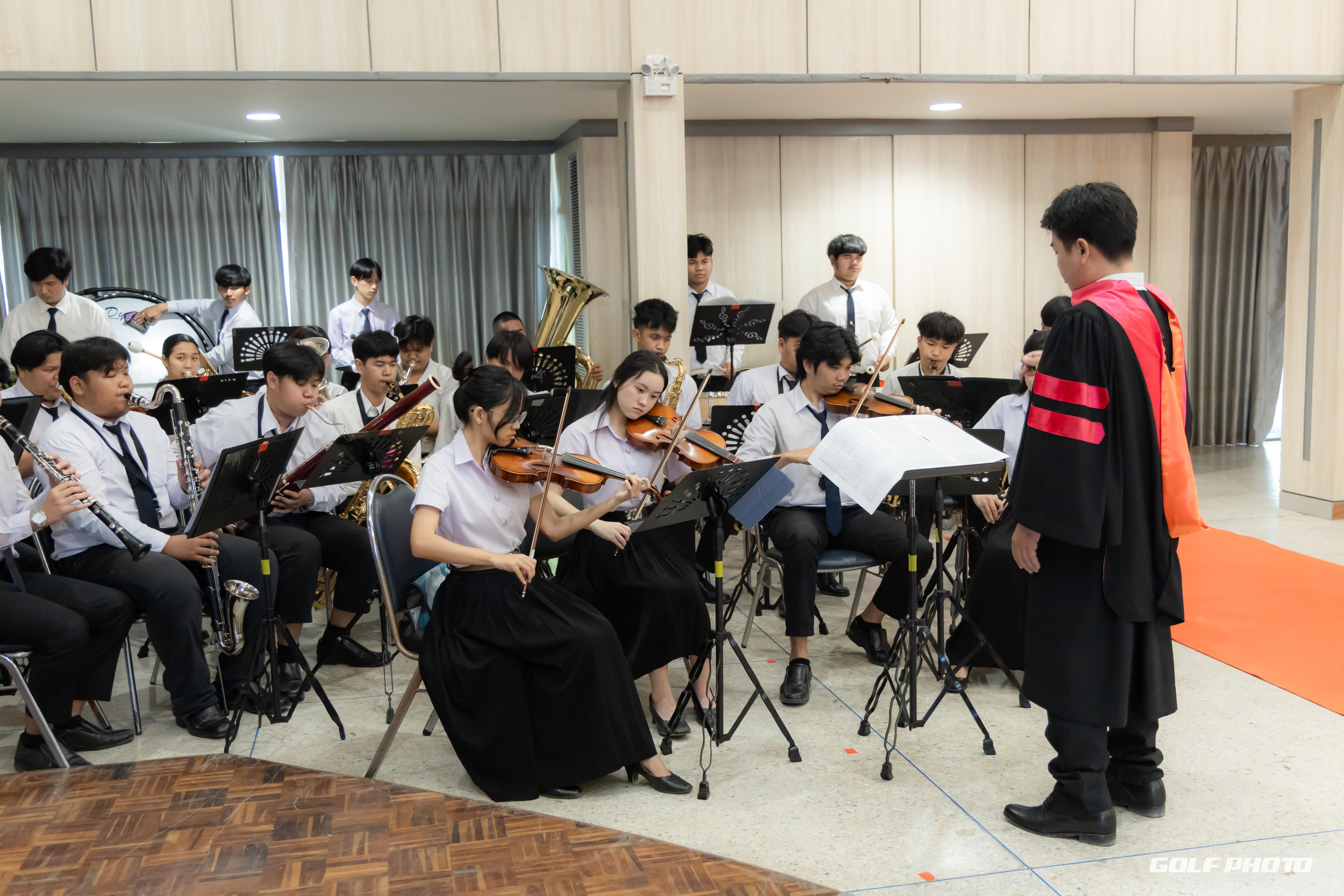 63. ประมวลภาพพิธีปัจฉิมนิเทศนักศึกษาหลักสูตรครุศาสตรบัณฑิต