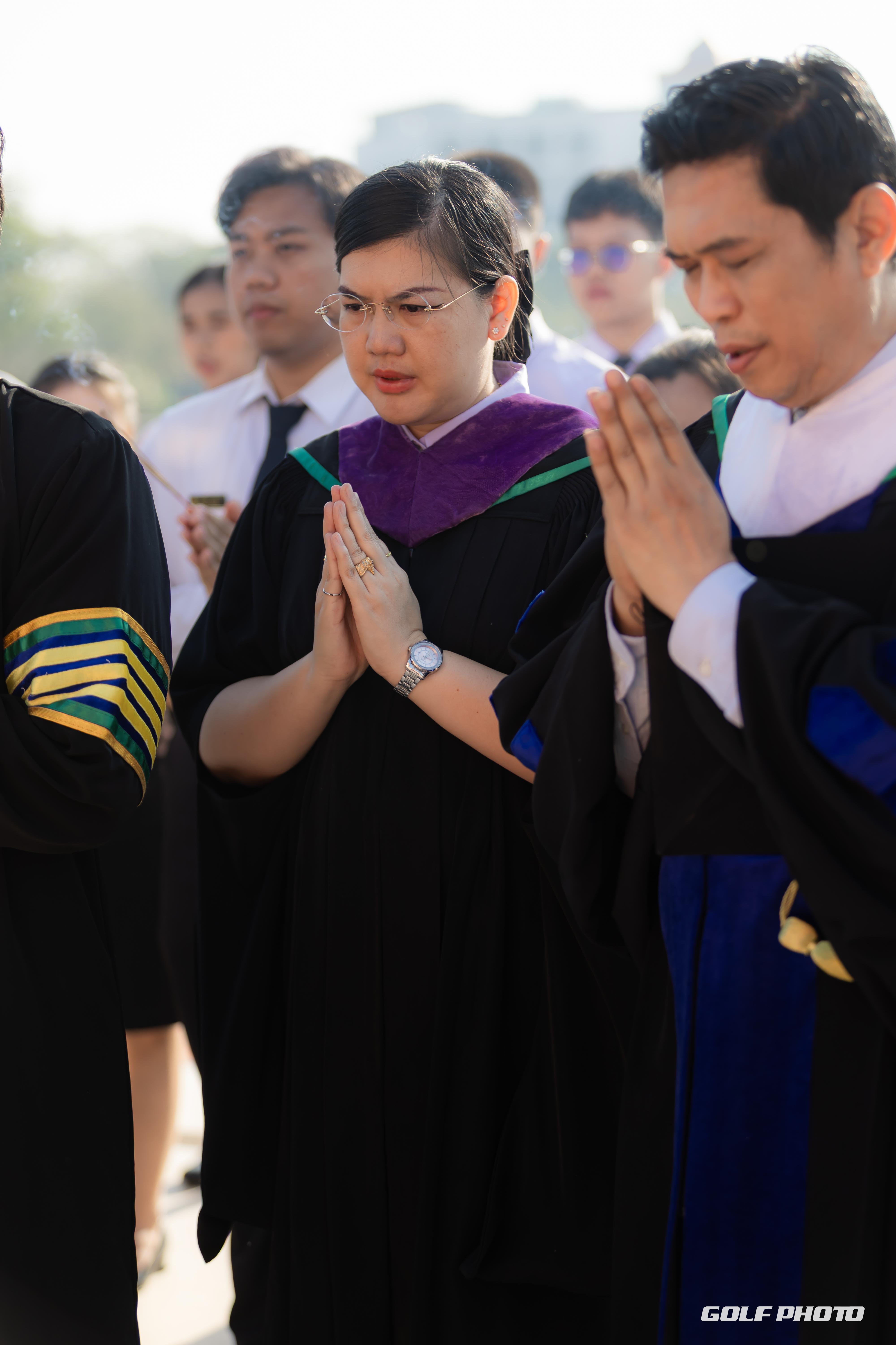 51. ประมวลภาพพิธีปัจฉิมนิเทศนักศึกษาหลักสูตรครุศาสตรบัณฑิต1