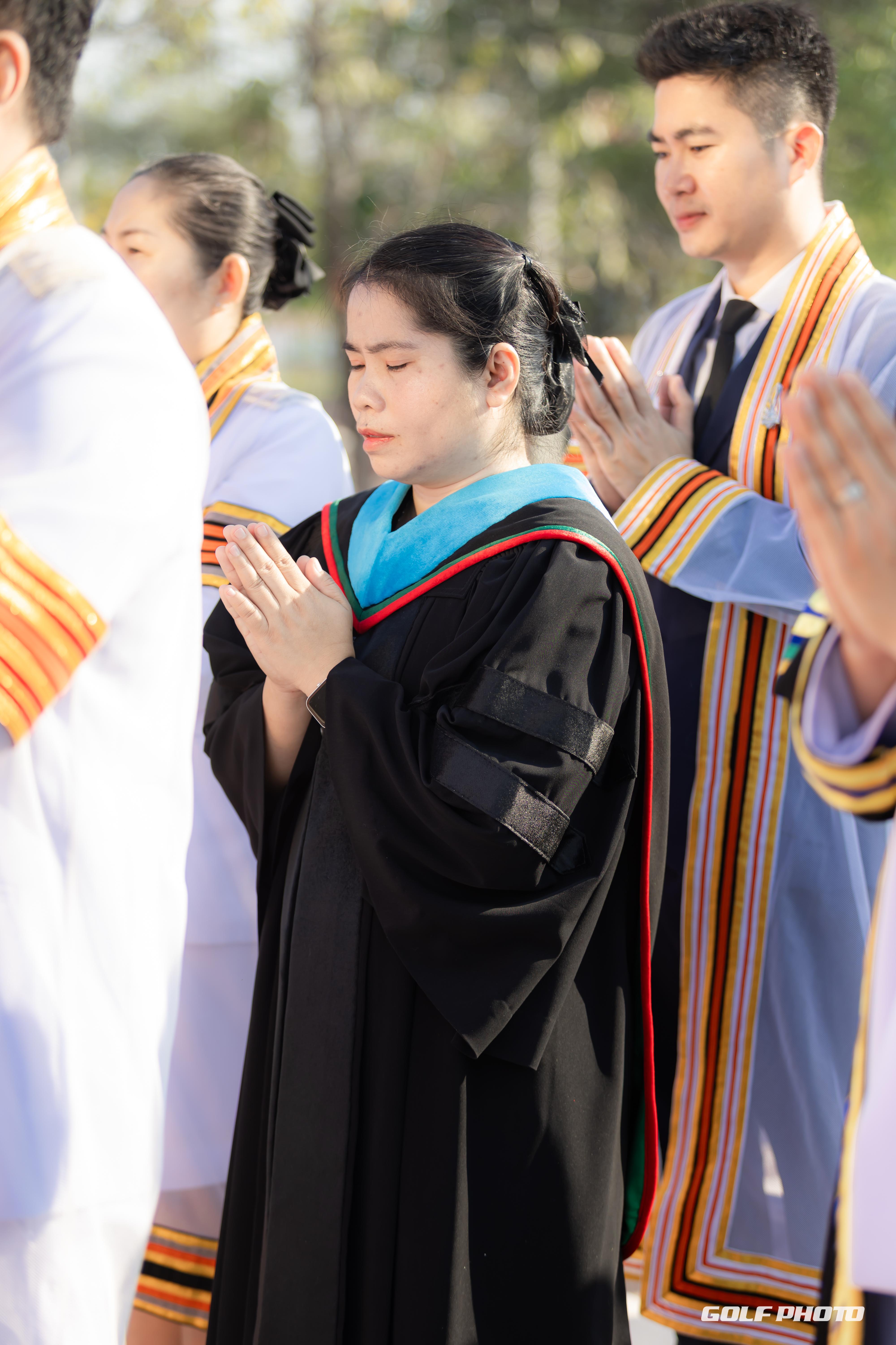 55. ประมวลภาพพิธีปัจฉิมนิเทศนักศึกษาหลักสูตรครุศาสตรบัณฑิต1