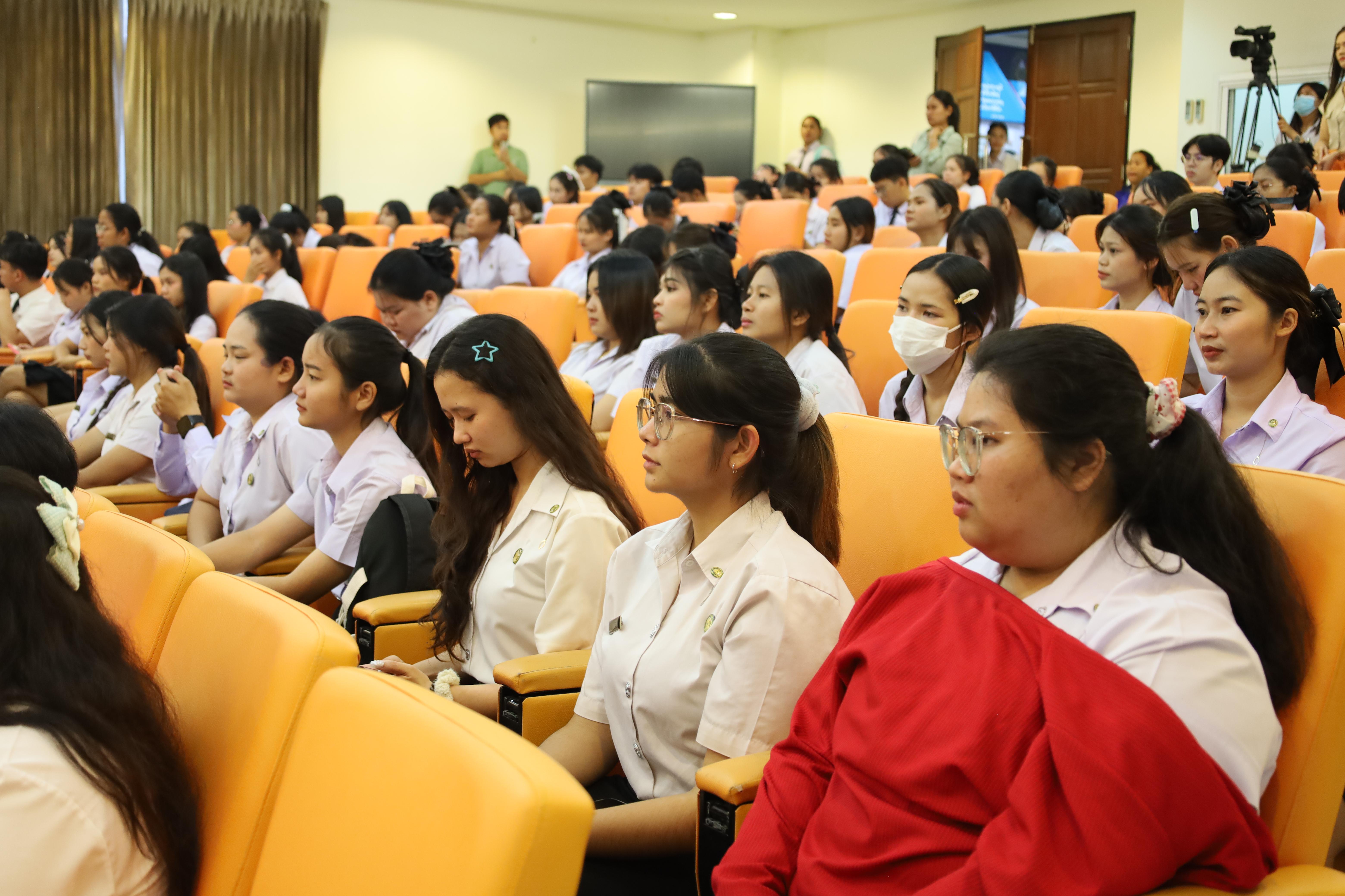 28. การเสวนาวิชาการนักศึกษาฝึกประสบการณ์วิชาชีพครู "ชีวิตฝึกสอน"