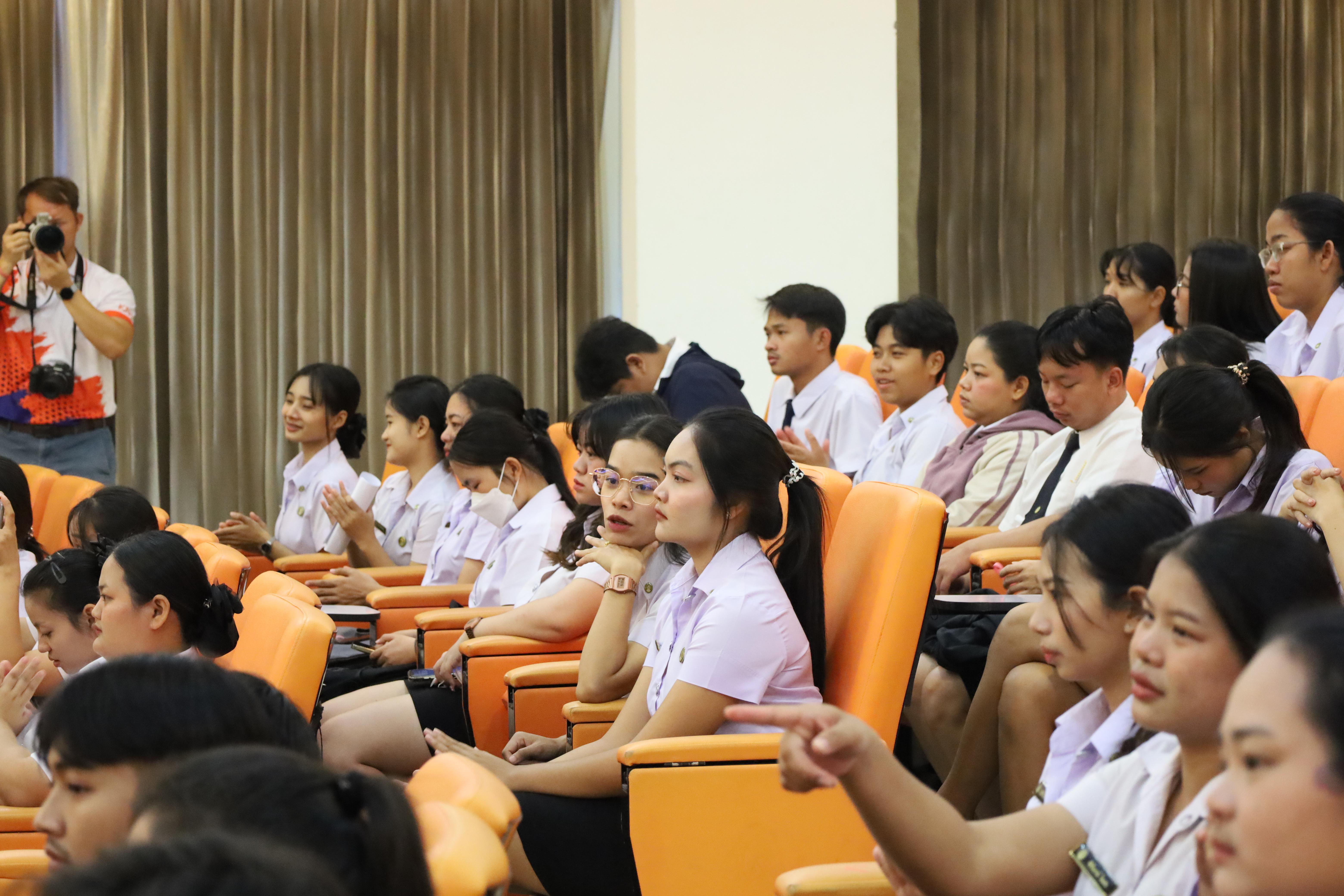 33. การเสวนาวิชาการนักศึกษาฝึกประสบการณ์วิชาชีพครู "ชีวิตฝึกสอน"