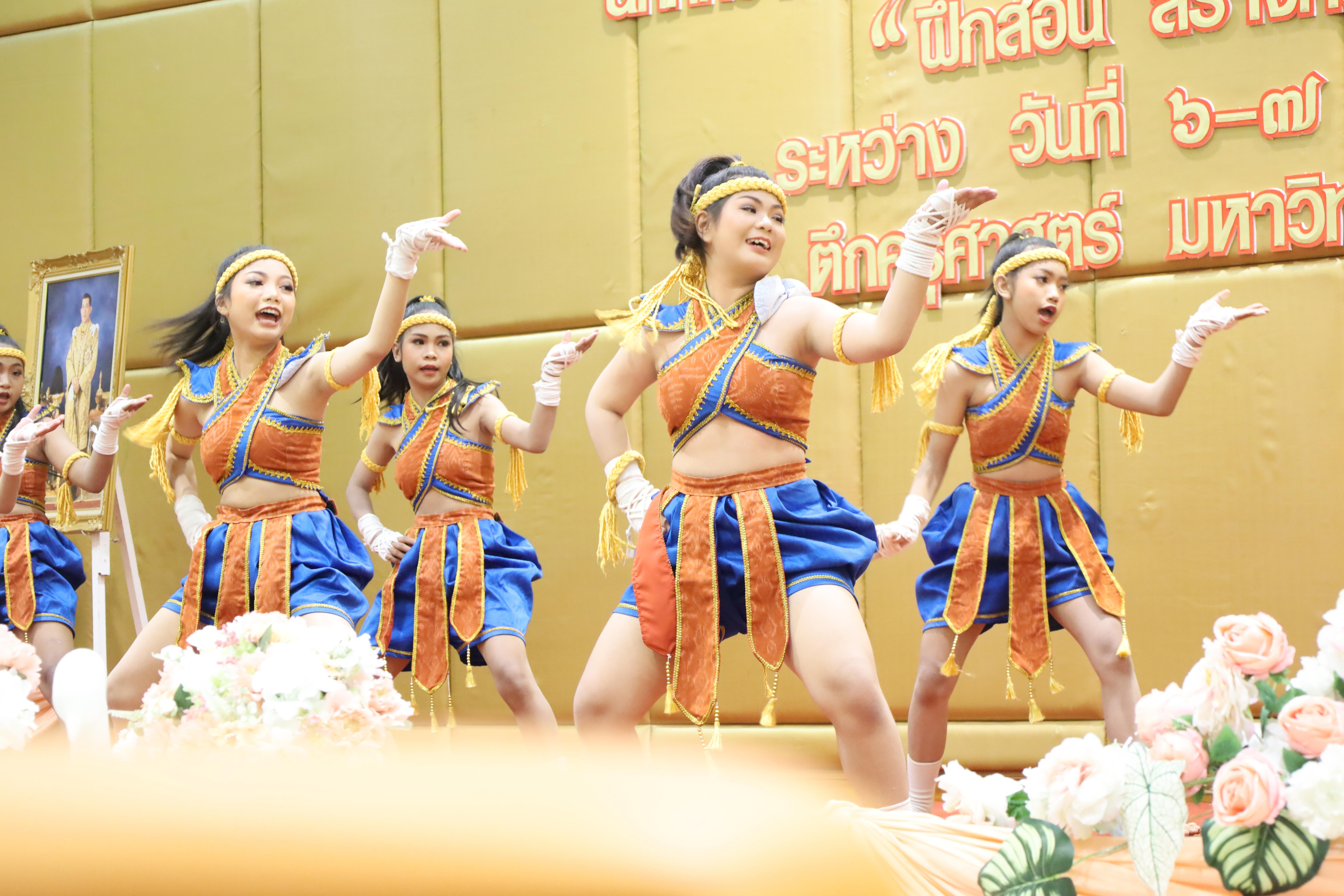 67. การเสวนาวิชาการนักศึกษาฝึกประสบการณ์วิชาชีพครู "ชีวิตฝึกสอน"