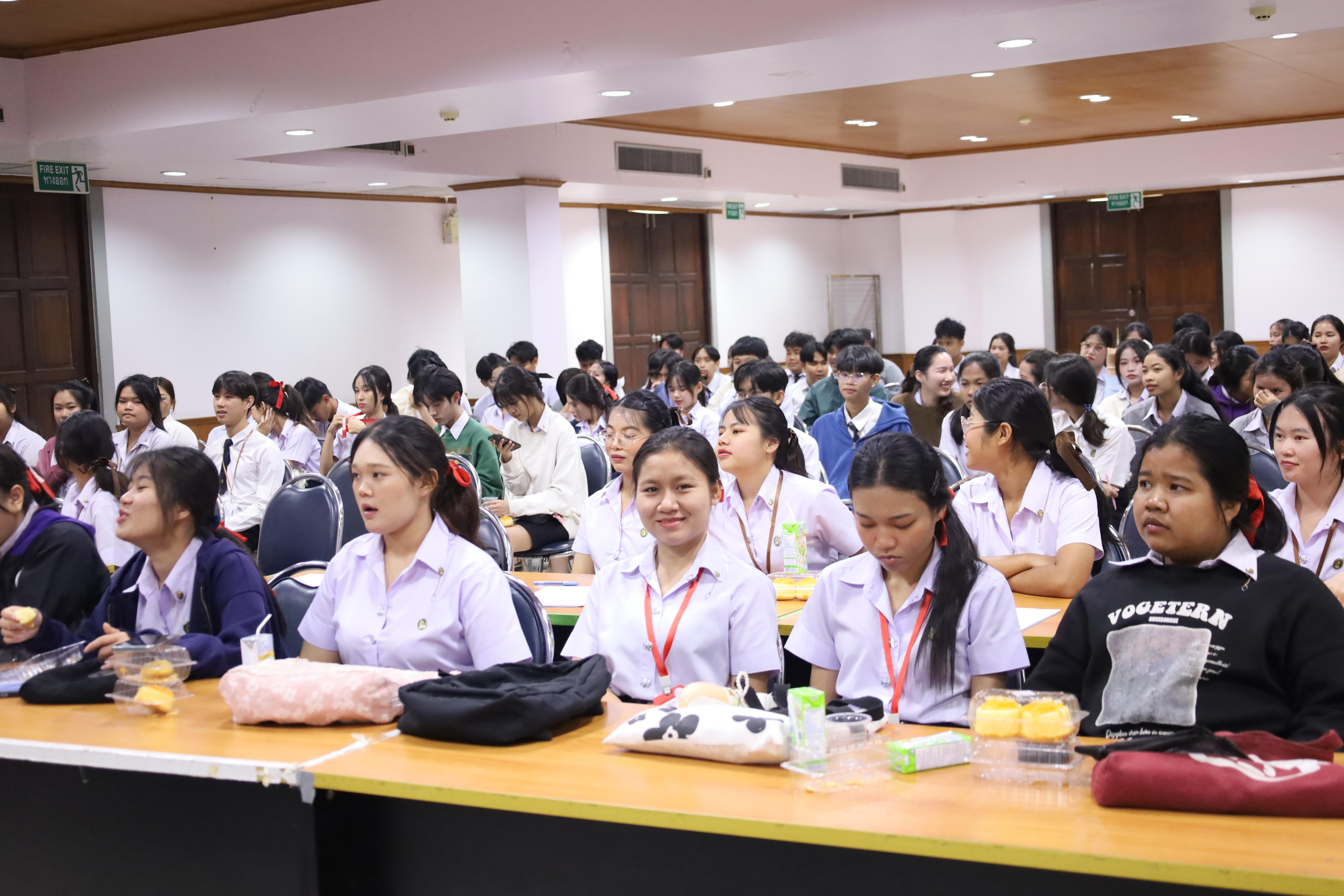 79. กิจกรรมอบรมพัฒนาทักษะนักศึกษาตามฐานสมรรถนะ ชั้นปีที่ 1 (ครูดี)