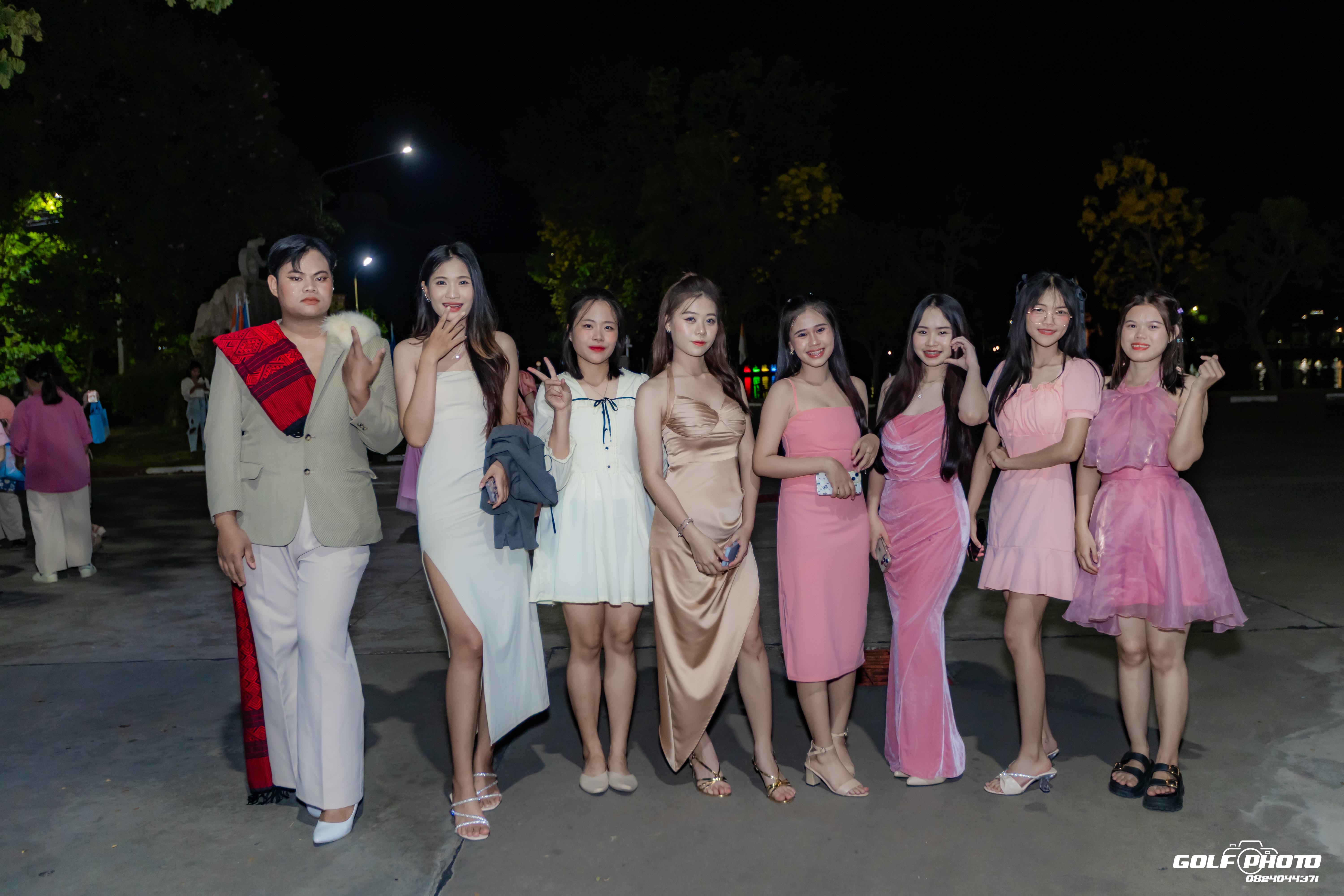 54. งานราตรีสีฟ้า